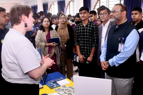 যুক্তরাষ্ট্রের বিভিন্ন বিশ্ববিদ্যালয়ের অংশগ্রহণে ঢাবি সিনেট ভবনে ‘এডুকেশন ইউএসএ স্প্রিং ফেয়ার’